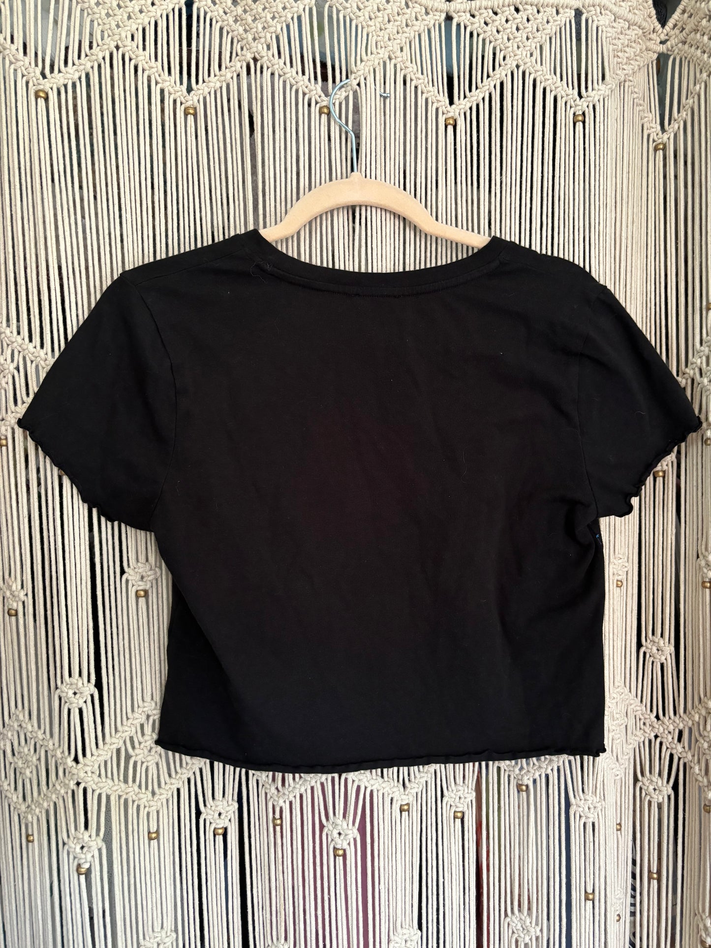 Graphic Black Crop Top (L)