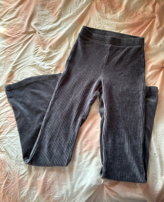 Arie velvet bell bottom pants (XS)