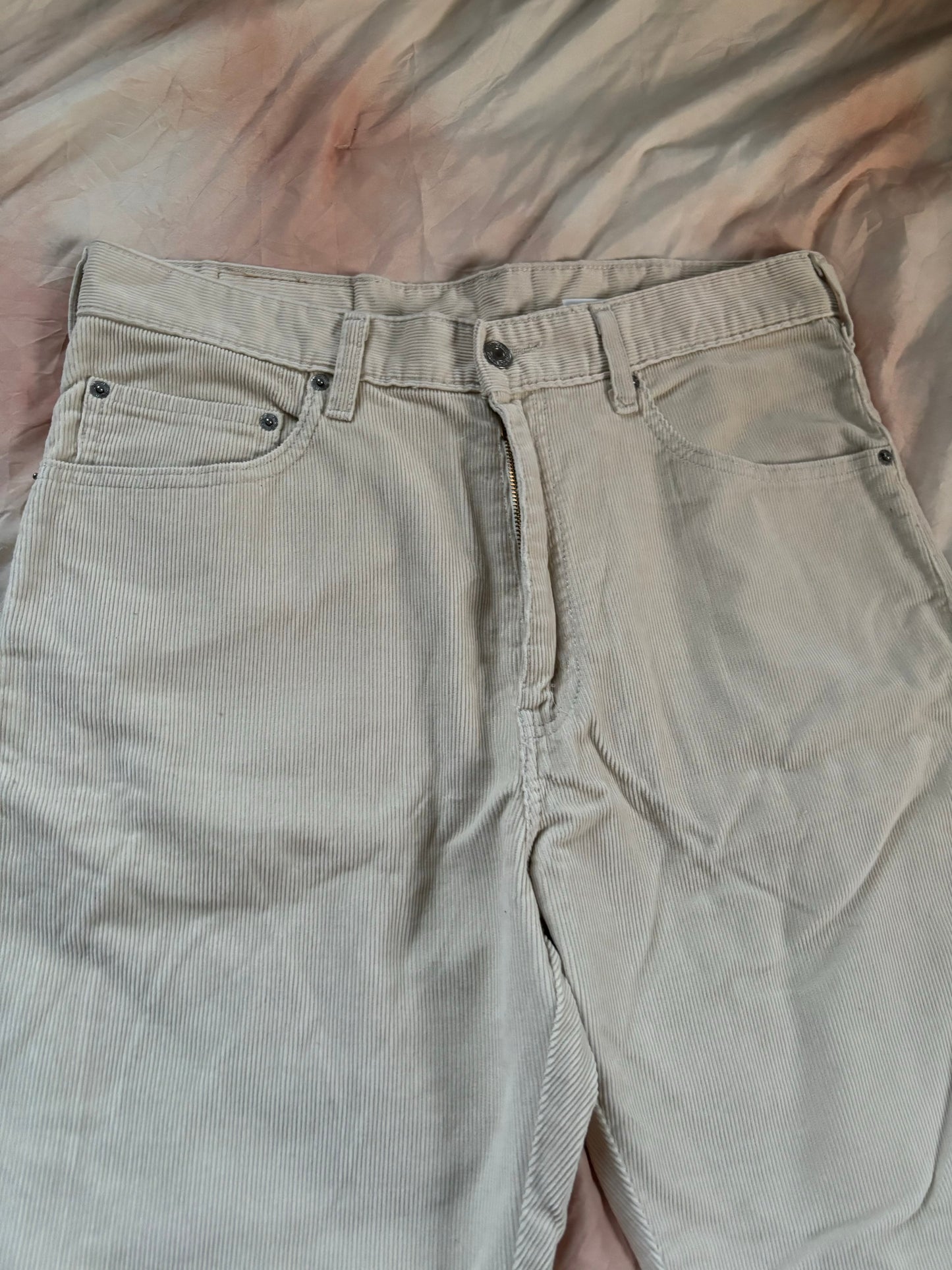 Levi’s Corduroy Cream Pants (34)