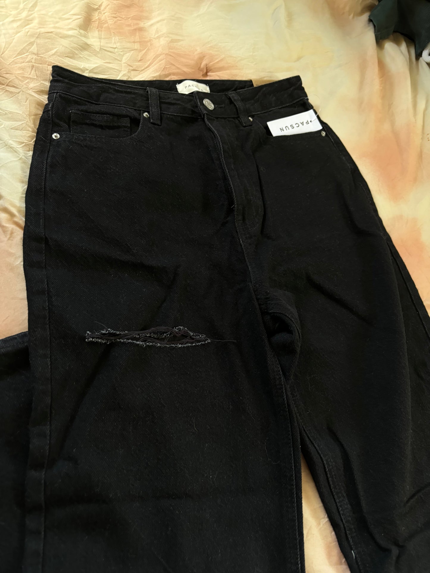 Black 90’s Boyfriend Jeans (27)