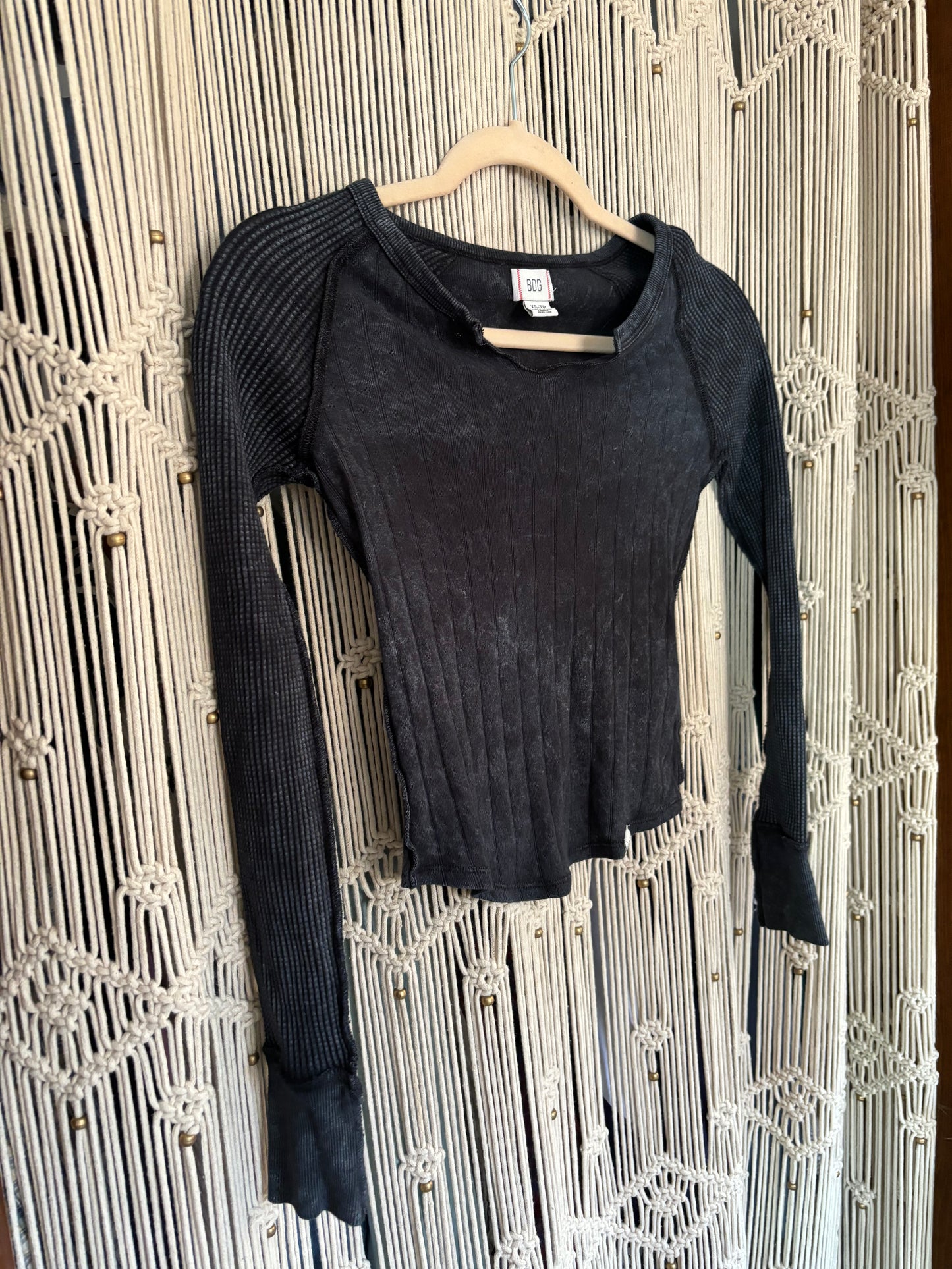 Urban Outfitters Long Sleeve (XS)