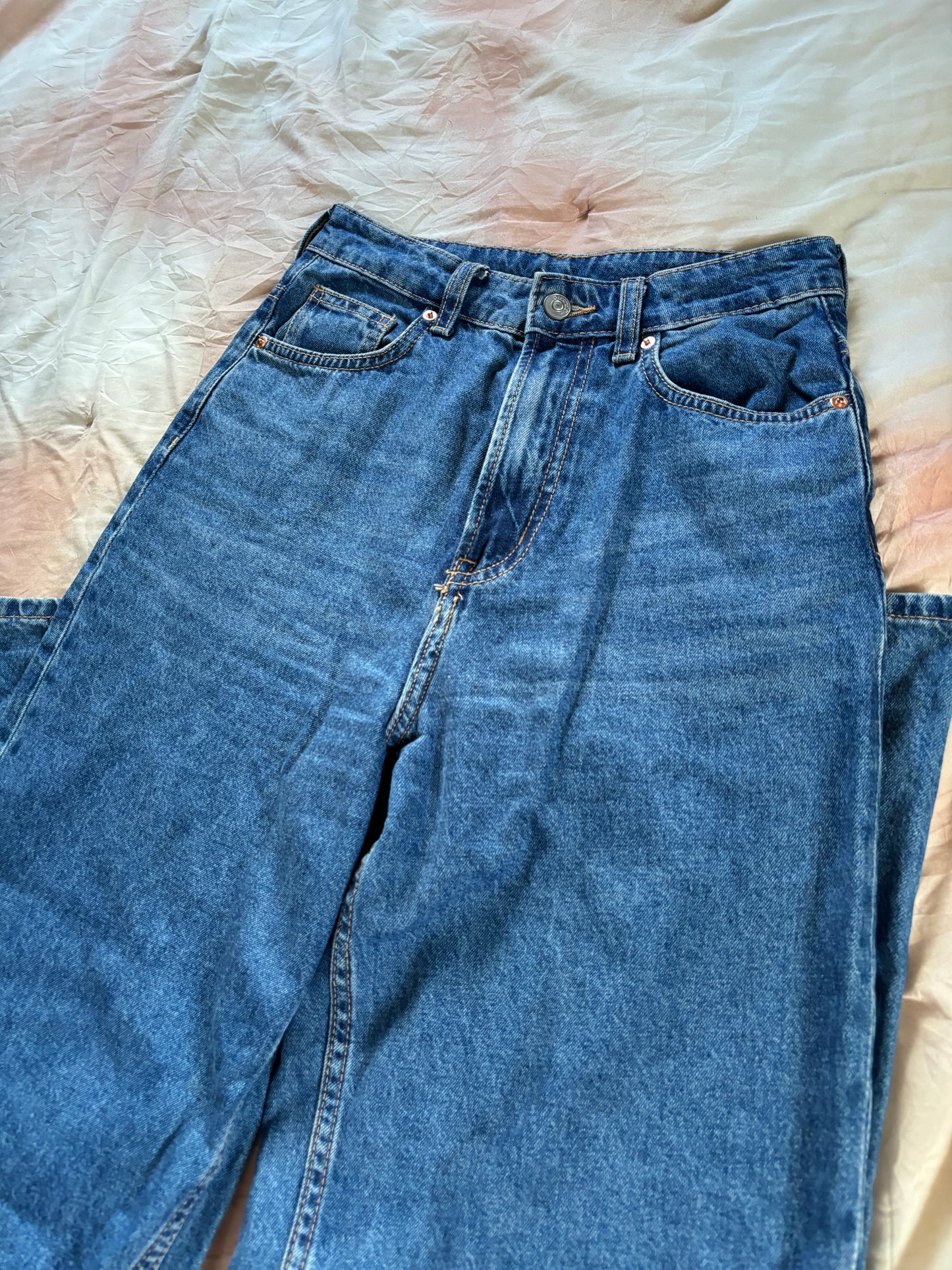 Wide Leg Jeans (2)