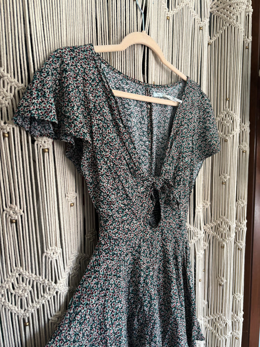 Urban Outfitters Floral Romper (XS)