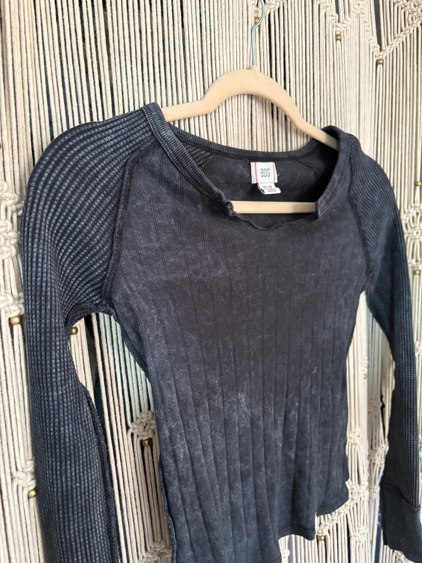 Urban Outfitters Long Sleeve (XS)